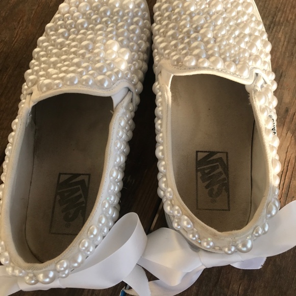 Vans Pearl with bows on back new pics update on listing - Picture 7 of 7